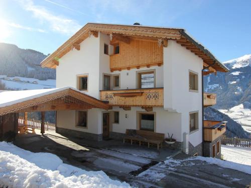 Фотография гостевого дома Holiday home Chalet Rosa 2