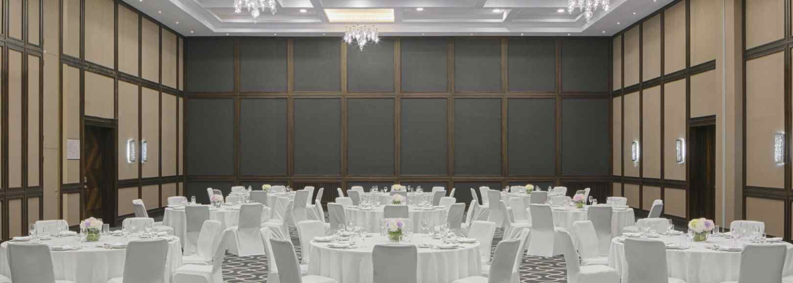 Фотография банкетного зала Националь на 240 человек