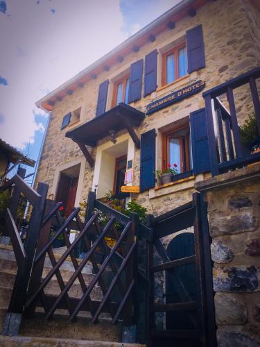 Фотография гостевого дома Les chambres du Presbytère du Val