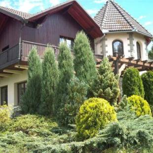 Фотографии гостевого дома 
            Holiday Home Zameczek Falsztyn