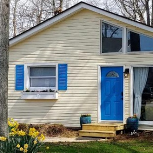 Фотография гостевого дома Waterfront Chesapeake Cottage in Oyster Bay - Dock