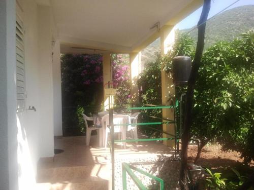 Фотография гостевого дома Apartments with WiFi Trpanj, Peljesac - 13664