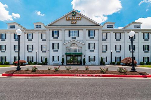 Фотография гостиницы Quality Inn Harrisonburg I-81