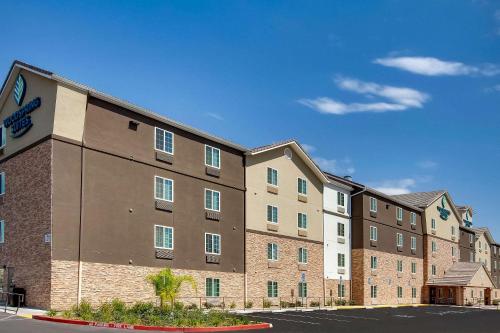 Фотографии гостиницы 
            WoodSpring Suites Bakersfield Airport