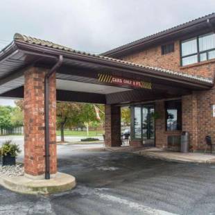 Фотографии гостиницы 
            Comfort Inn Hamilton/Stoney Creek