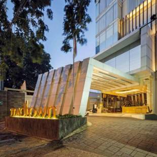 Фотографии гостиницы 
            Midtown Hotel Surabaya