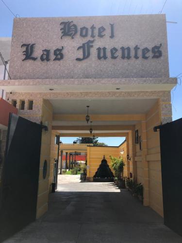 Фотографии гостиницы 
            HOTEL LAS FUENTES