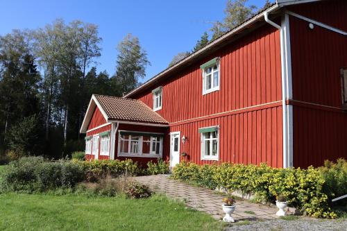 Фотография гостевого дома Skogsbrynet B&B, Bredsjö Nya Herrgård
