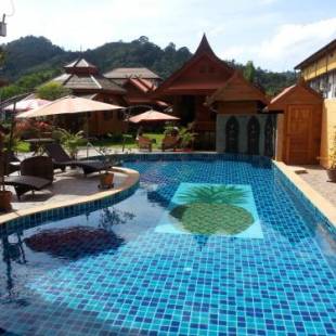 Фотографии гостиницы 
            Golden Teak Resort Baan Sapparot