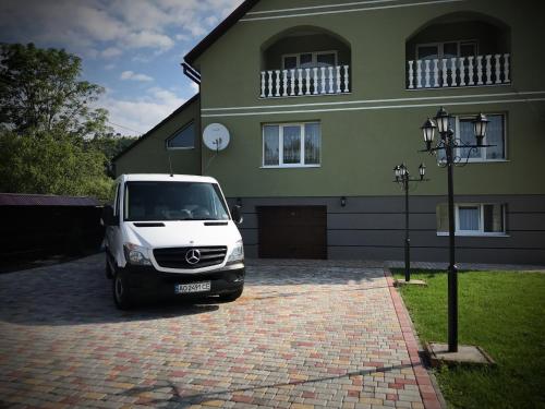 Фотография гостевого дома Четыре сезона