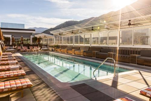 Фотография гостиницы Kimpton Rowan Palm Springs Hotel, an IHG Hotel