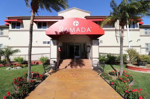 Фотография гостиницы Ramada by Wyndham San Diego Airport