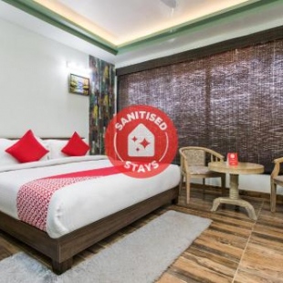 Фотография гостиницы Capital O 15445 Hotel Sheekhar Inn