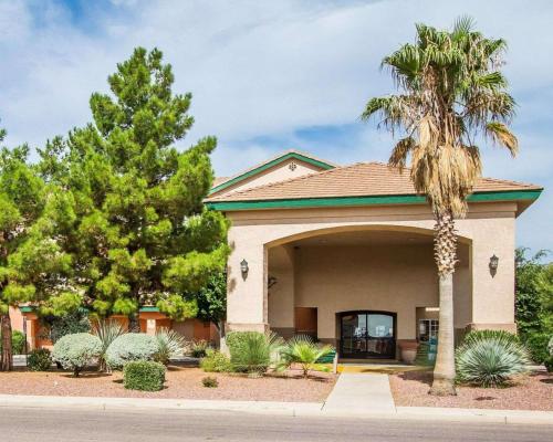 Фотография гостиницы Comfort Inn & Suites Sierra Vista near Ft Huachuca