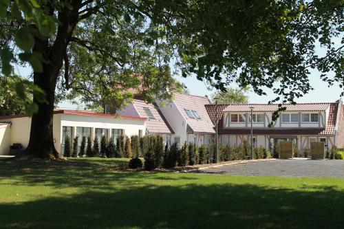 Фотография гостевого дома Gîtes du Frêne