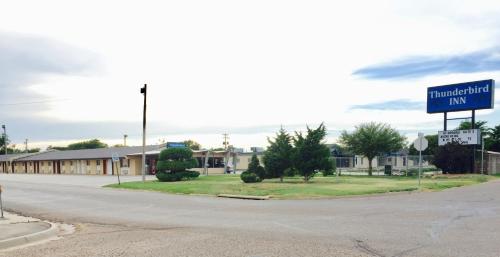 Фотография мотеля Thunderbird Inn