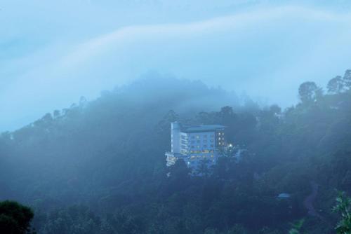 Фотографии гостиницы 
            Gokulam Park Munnar