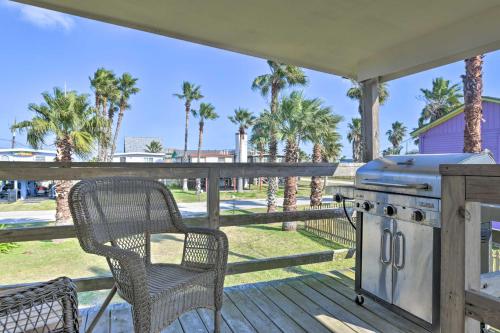 Фотографии гостевого дома 
            Gulf Coast Home Walking Distance - Surfside Beach