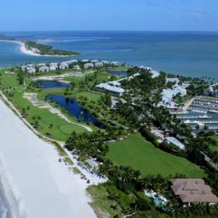 Фотографии гостиницы 
            South Seas Island Resort