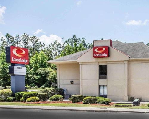 Фотографии мотеля 
            Econo Lodge Saint Stephen