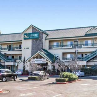 Фотографии гостиницы 
            Quality Inn & Suites Livermore