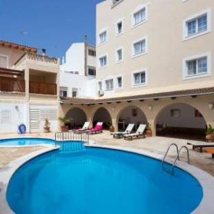 Фотографии гостиницы 
            Hotel Menorca Patricia