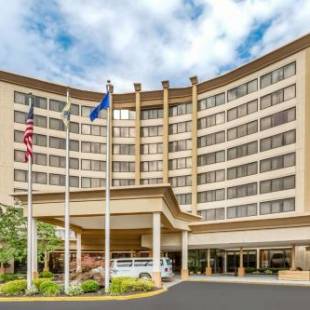 Фотографии гостиницы 
            Clarion Hotel & Suites Mount Laurel