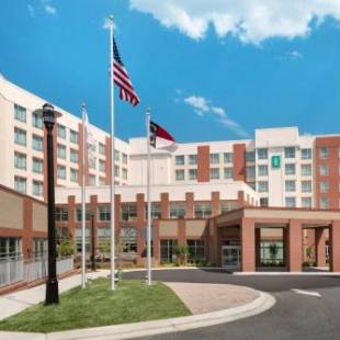 Фотографии гостиницы 
            Embassy Suites Charlotte/Ayrsley