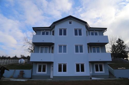 Фотография гостевого дома Fruskogorska Idila Apartmani