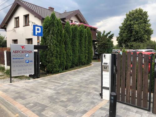 Фотография мини отеля Noclegi AirportPark