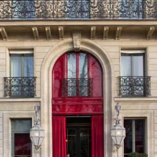 Фотографии гостиницы 
            La Réserve Paris Hotel & Spa