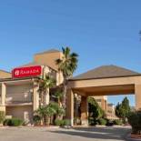 Фотография гостиницы Ramada by Wyndham San Antonio/Near SeaWorld