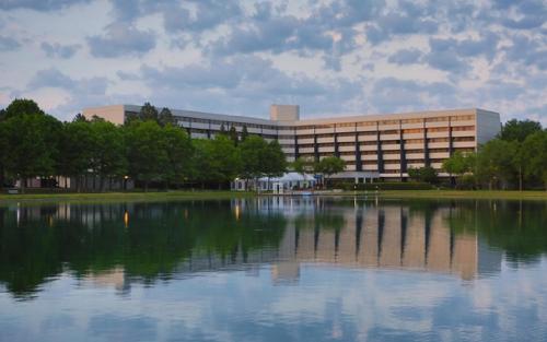 Фотография гостиницы DoubleTree Suites by Hilton Raleigh-Durham