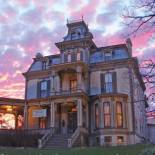 Фотография мини отеля Garth Woodside Mansion Bed and Breakfast