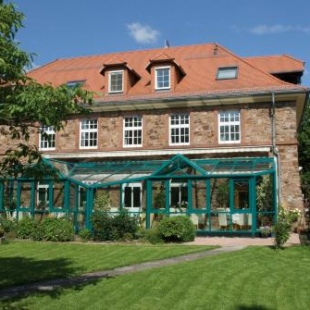 Фотография гостиницы Hotel Haus Neugebauer BB