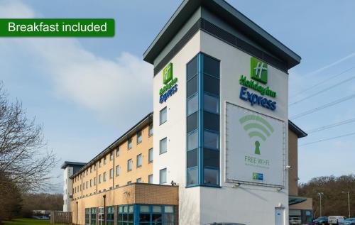 Фотография гостиницы Holiday Inn Express Swindon West, an IHG Hotel