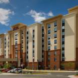 Фотография гостиницы Hampton Inn & Suites Falls Church