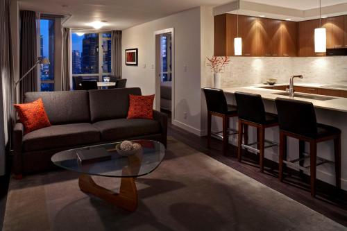 Фотография апарт отеля Level Yaletown - Seymour