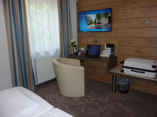 Фотография гостиницы Hotel-Pension Scharl am Maibaum