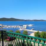 Фотография гостевого дома Apartments by the sea Zaboric, Sibenik - 958