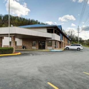 Фотографии гостиницы 
            Econo Lodge Morgantown