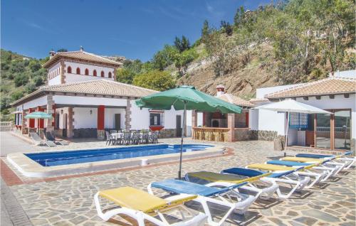 Фотографии гостевого дома 
            Holiday home Sayalonga 31 Spain