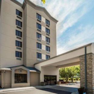 Фотографии гостиницы 
            Sleep Inn Airport Greensboro