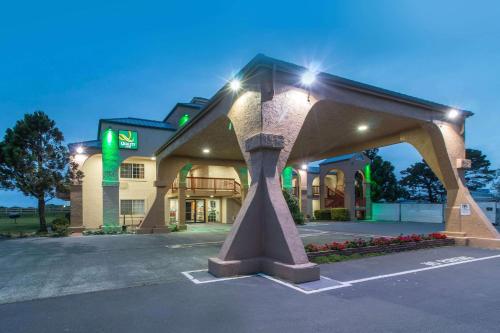 Фотография гостиницы Quality Inn & Suites Redwood Coast