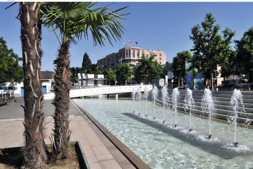 Фотография гостиницы Mövenpick Hotel Lausanne