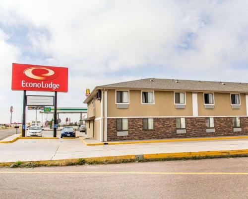 Фотография гостиницы Econo Lodge Limon