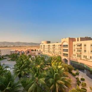 Фотографии гостиницы 
            Salalah Gardens Hotel