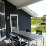 Фотография гостевого дома Three-Bedroom Holiday home in Ulfborg 12