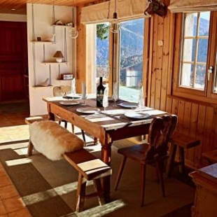 Фотография гостевого дома Magnifique chalet pour 10 personnes à Vercorin