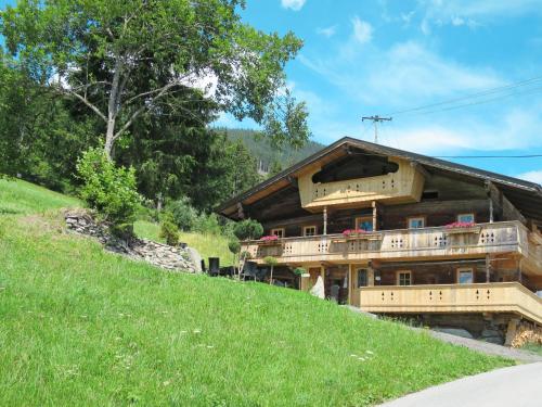 Фотографии гостевого дома 
            Chalet Alm Chalet - SUZ320